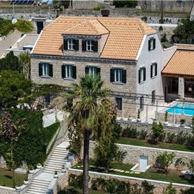 Luxury 7 Bedroom Villa with Heated Pool, Gym, Sauna, Jacuzzi and Sea Views in Dubrovnik, Sleeps 12-14